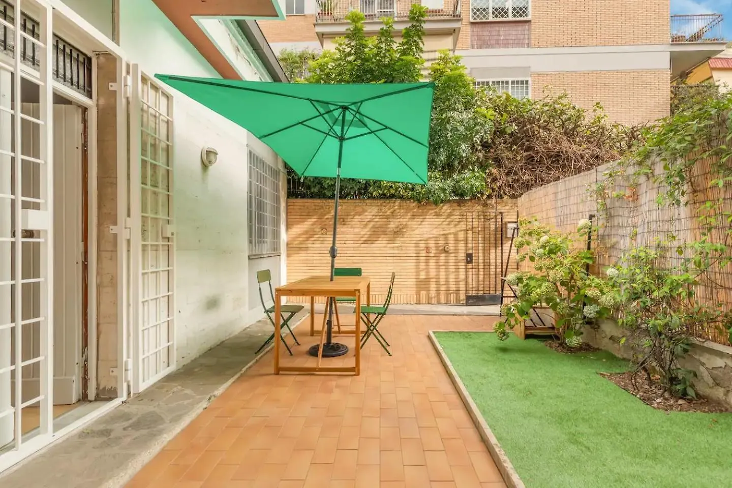 Jade Suite - Trastevere - Giardino Privato روما 0*,  إيطاليا